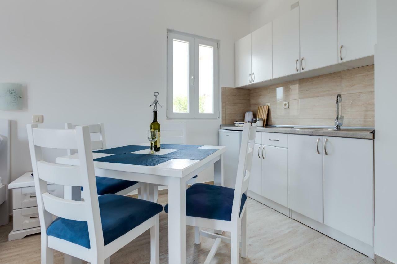 Villa San Apartments Tivat Exterior foto